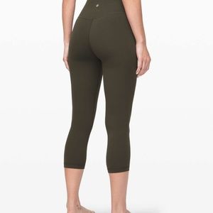 Lululemon align crops